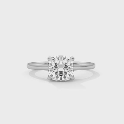 CLASSIC SOLITAIRE RING