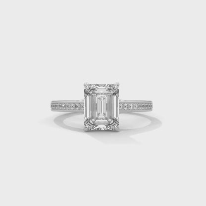 EMERALD ELEGANCE SOLITAIRE RING